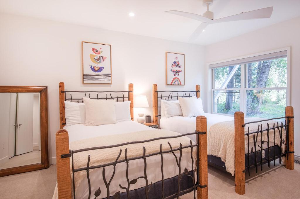 The Auberge Residences at Element 52 image 15